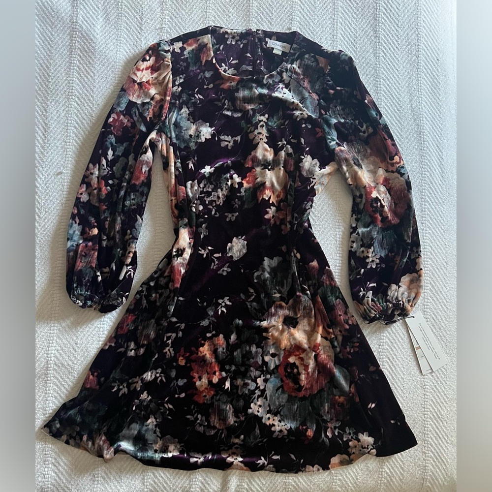 NWT Calvin Klein Floral Velvet Dress